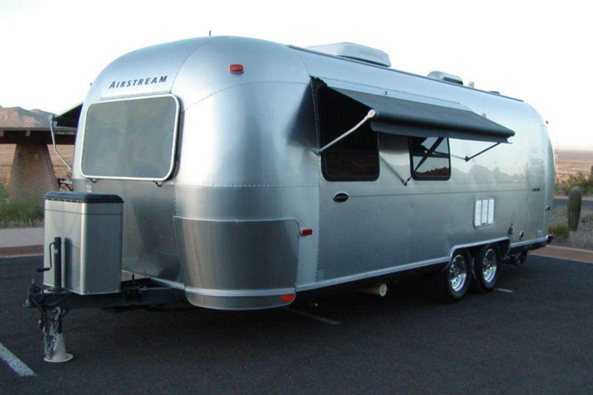 2003 Airstream Safari S25C WB, 2