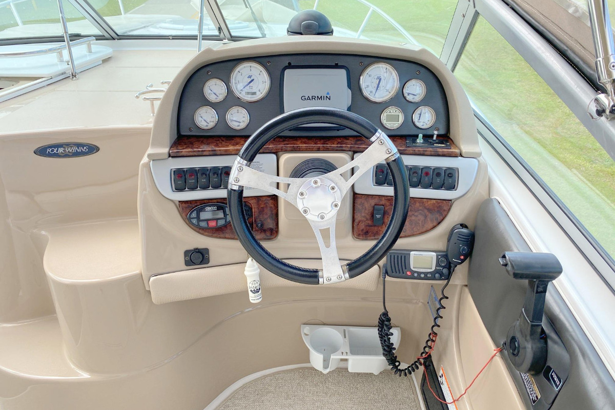 2007 Four Winns 278 Vista, 18