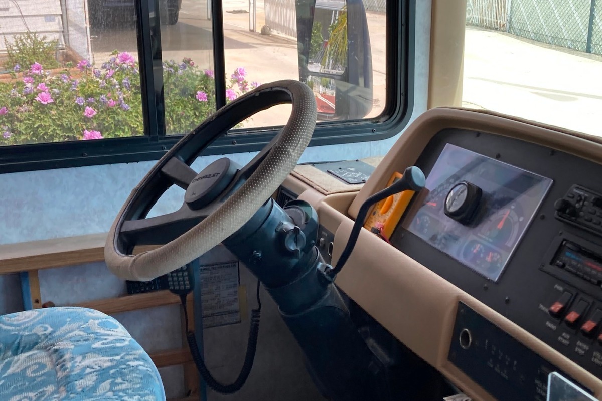 1997 Fleetwood Bounder, 7