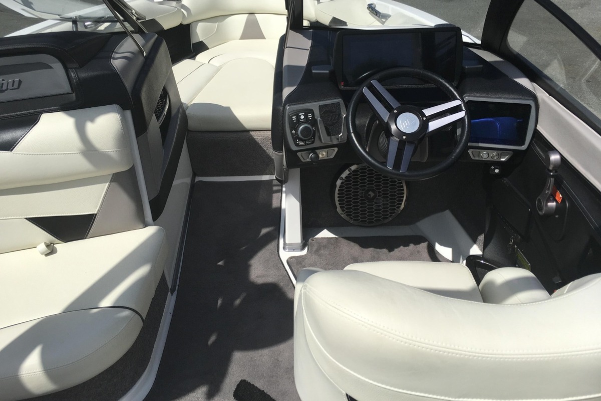 2015 Malibu Wakesetter 22 VLX, 4