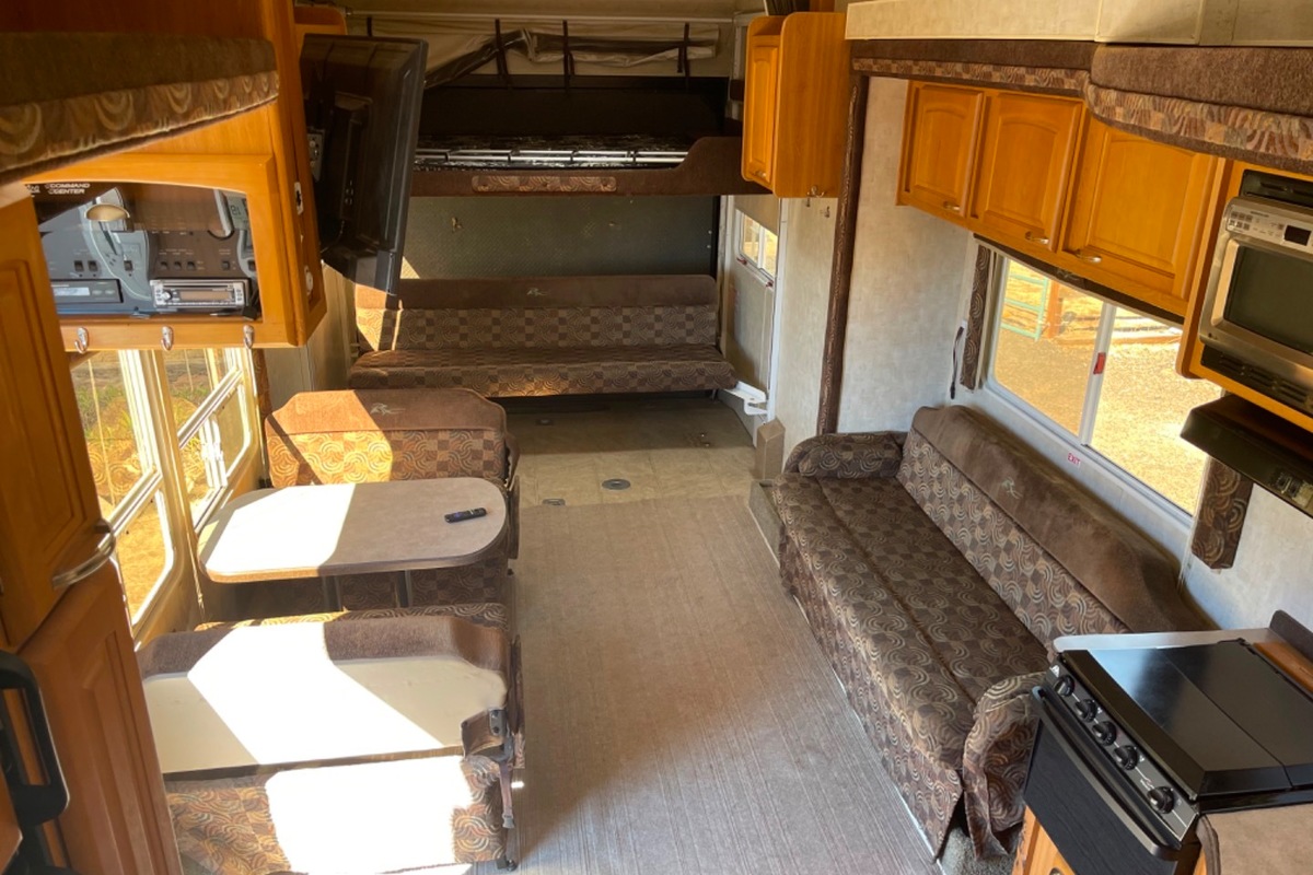 2007 Ragen Blackhawk 36-05, 3