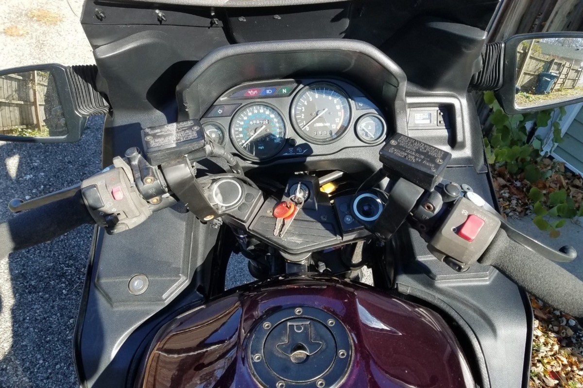 1999 Kawasaki ZG 1000 Concours, 10