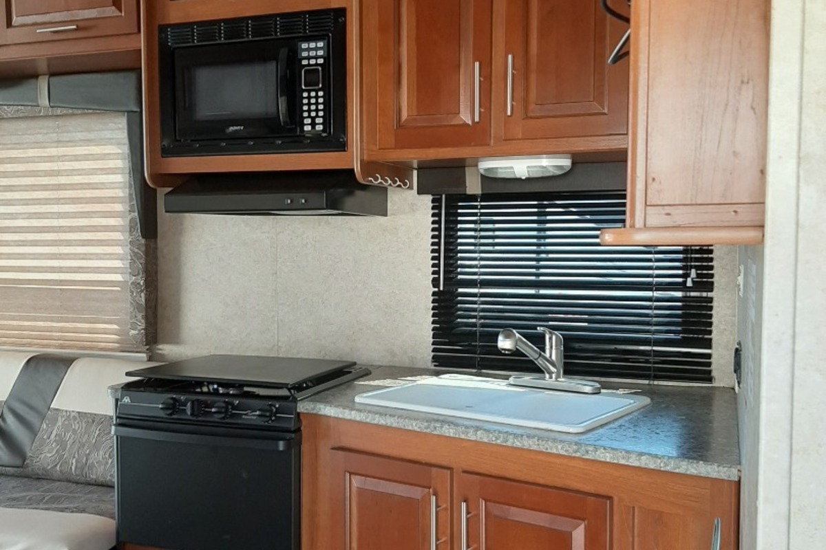 2014 Keystone Fuzion 260, 5
