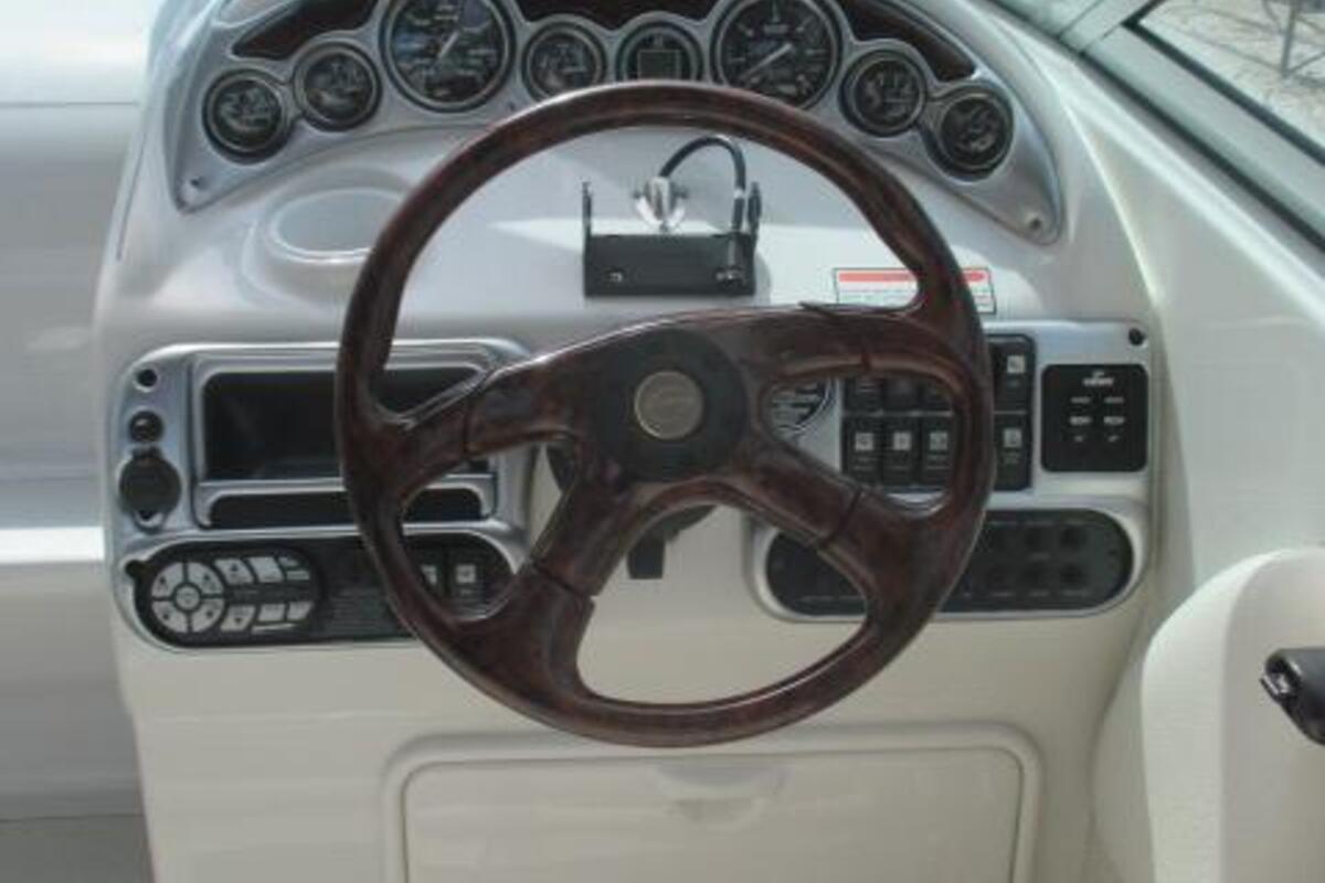 2004 Crownline 270 CR, 2