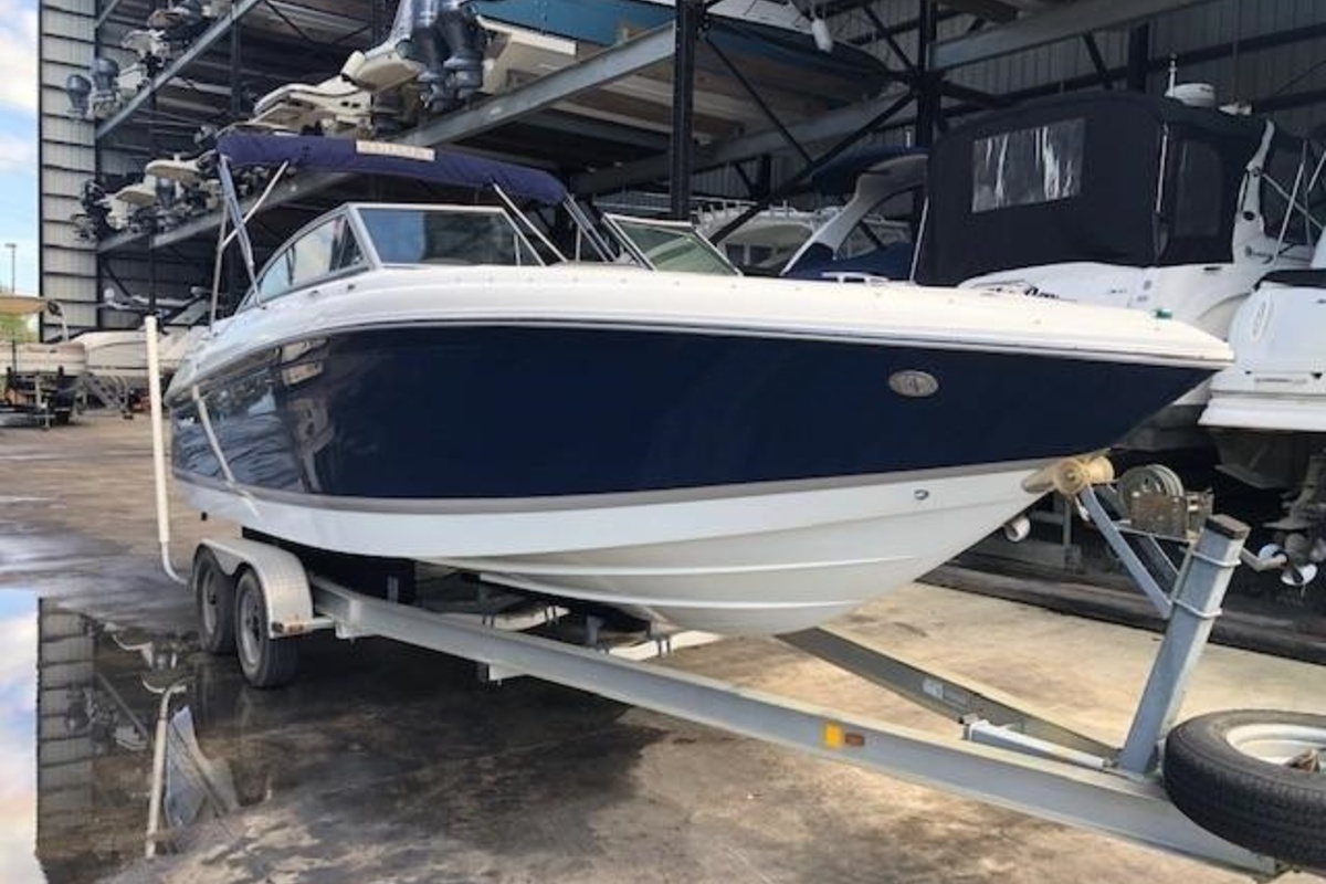 2012 Cobalt Boats 242, 1