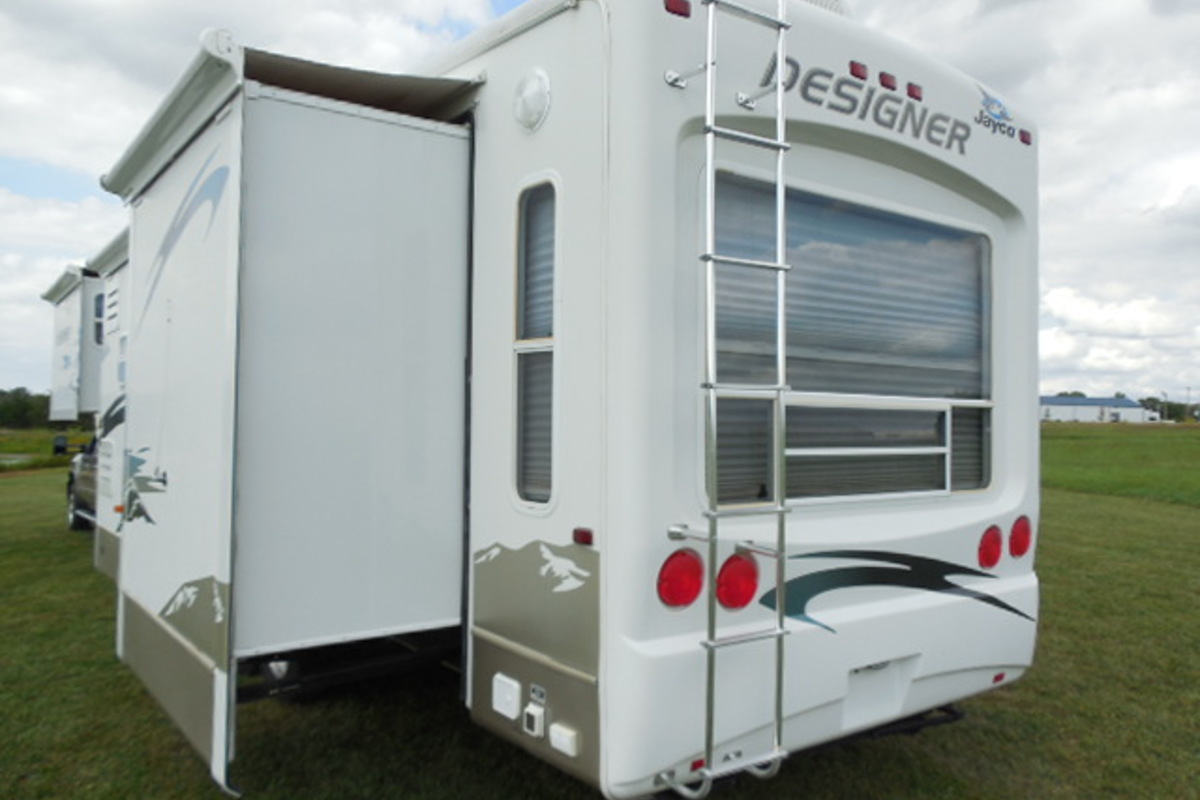 2006 Jayco 34RLQS, 5