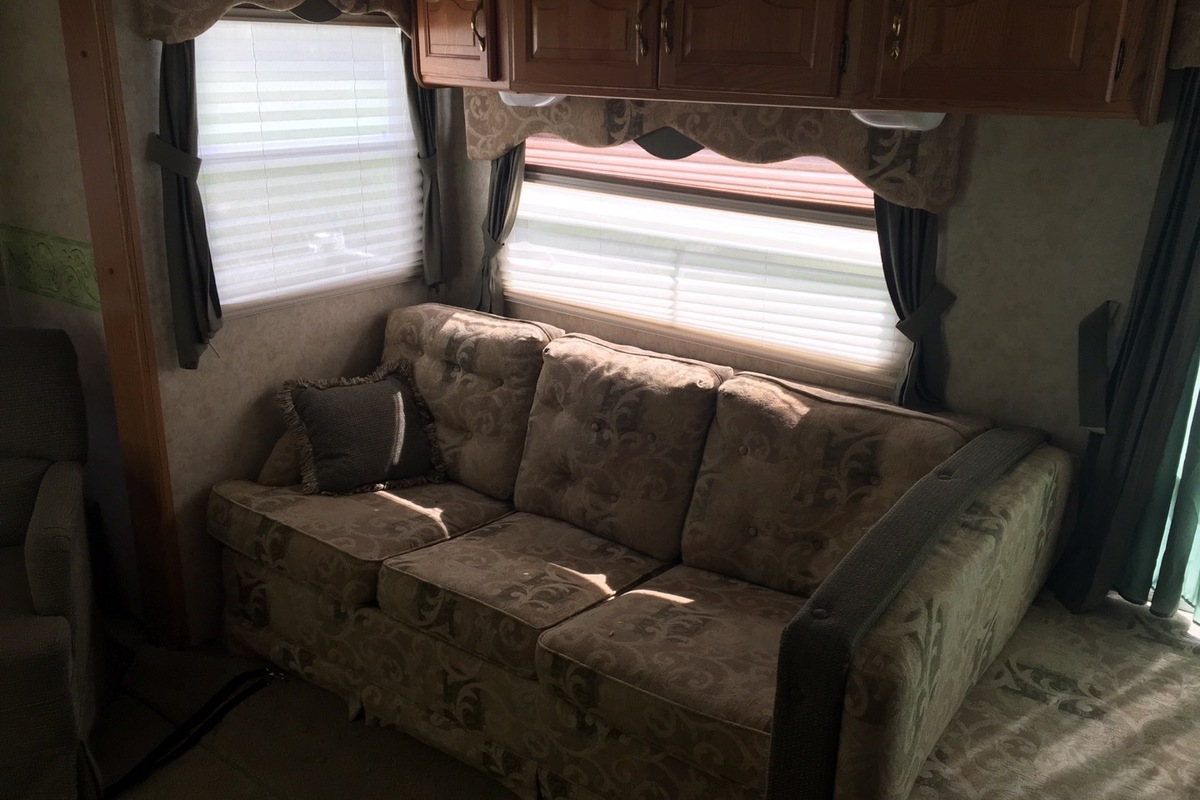2005 Keystone Cougar, 5