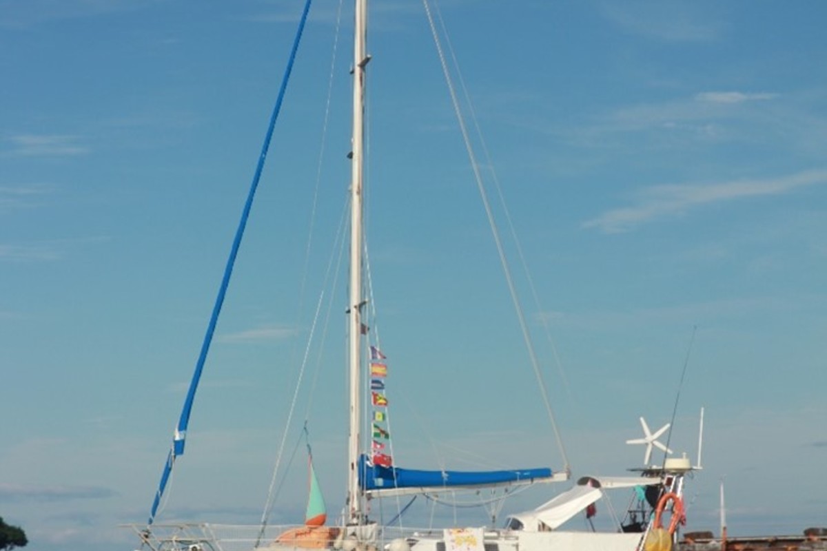 1984 Garcia Maracuja 38, 1