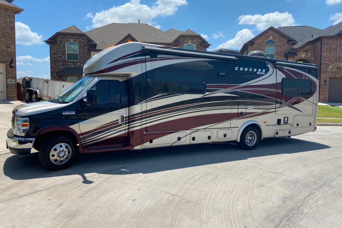 2015 Coleman Concorde 300ts in Fort Worth, TX