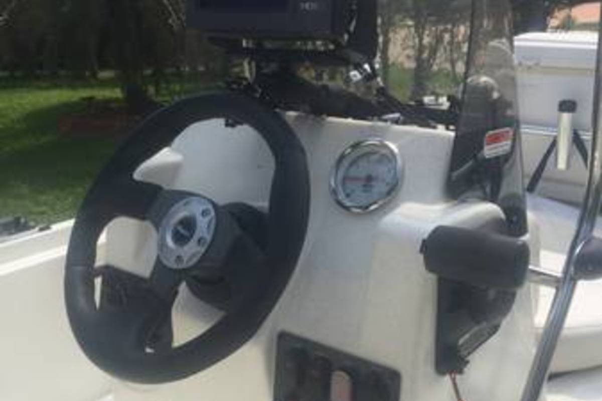2013 Mako Boats 17 Pro Skiff, 5