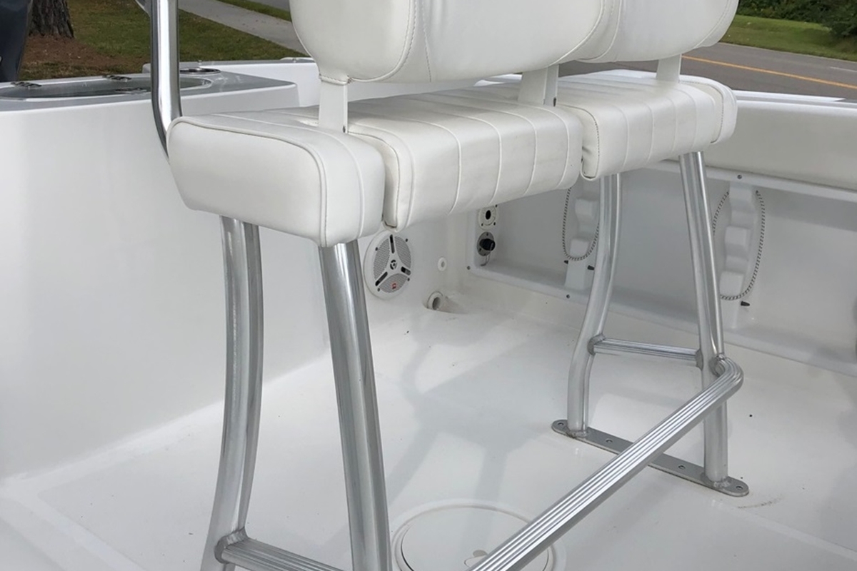 2014 Sea Hunt Triton 210, 12