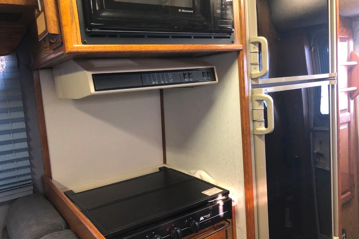 1999 Chinook Concourse in San Diego, CA