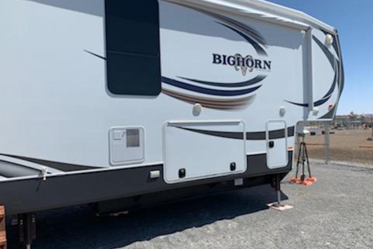 2014 Bighorn 3875FB, 6