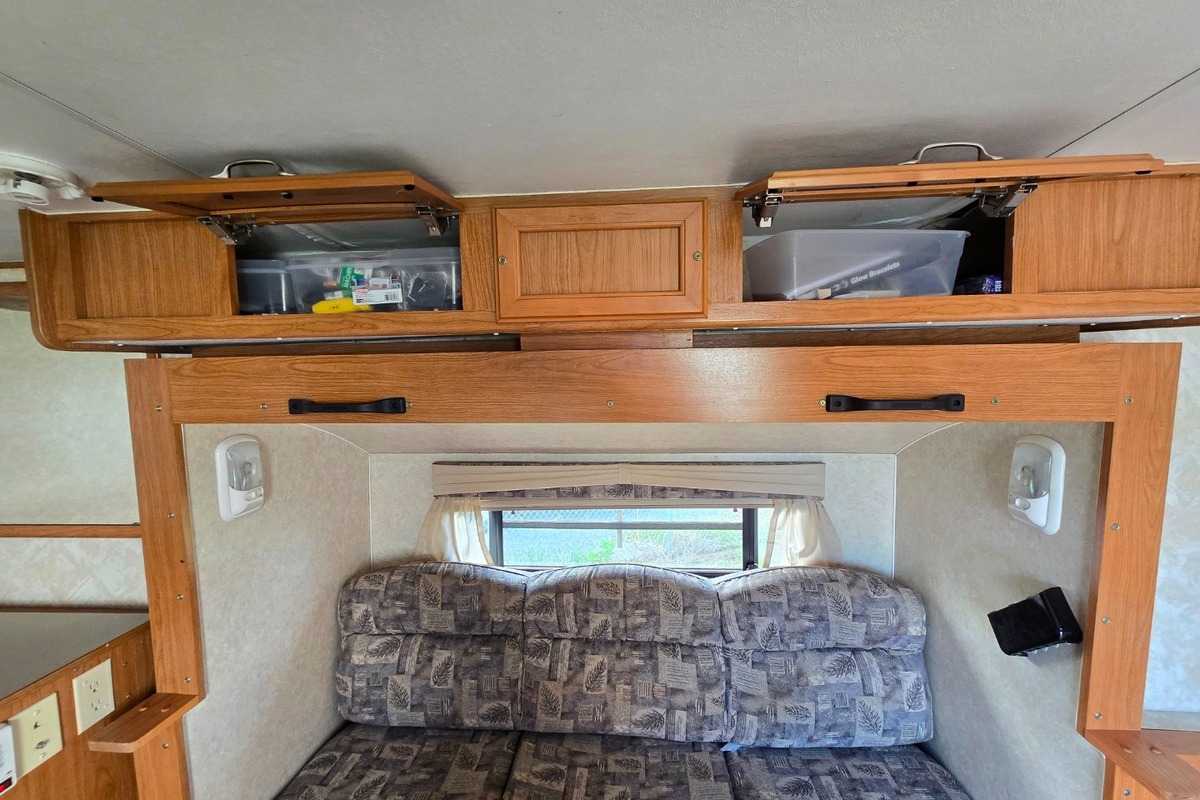 2009 Hi-Lo Towlite 27T, 11