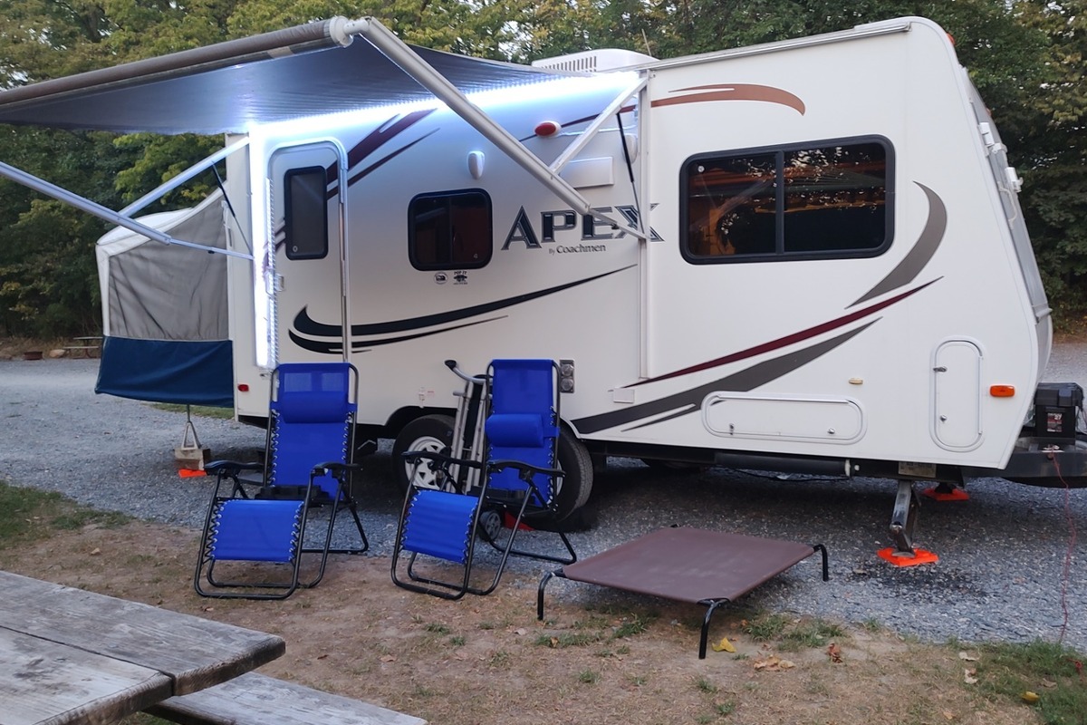 2012 Coachman Apex 16RBX, 6