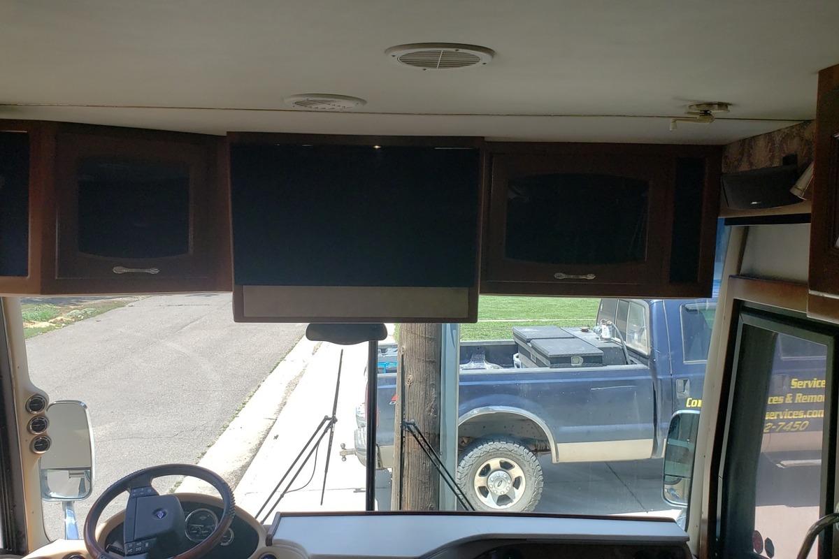 2004 Newmar Mountain Aire 4301, 4