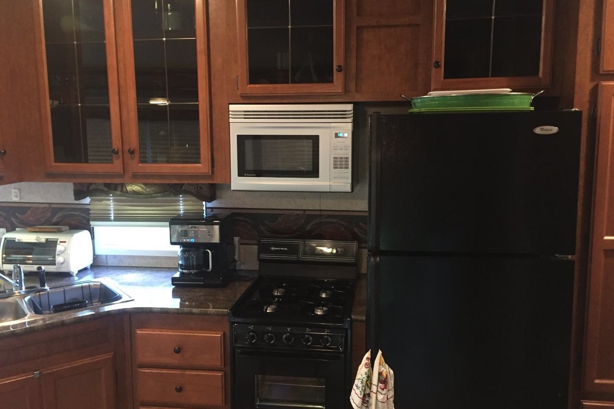 2012 Layton Homes Corp 458 - Layton, 7