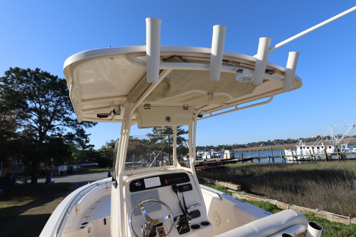 2016 Grady-White Fisherman 257, 22