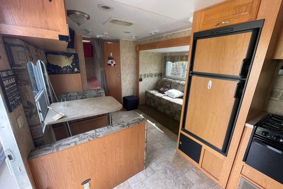 2007 Coachmen - Spirit of America 23 FKS, 8