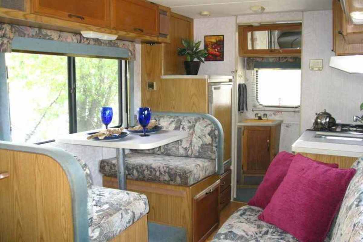 1944 WINNEBAGO WARRIOR, 3