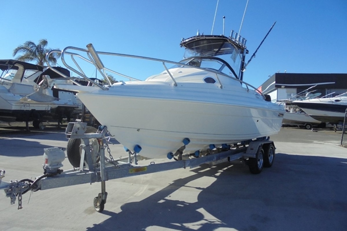 1998 Seafarer 6.8M Voyager, 5