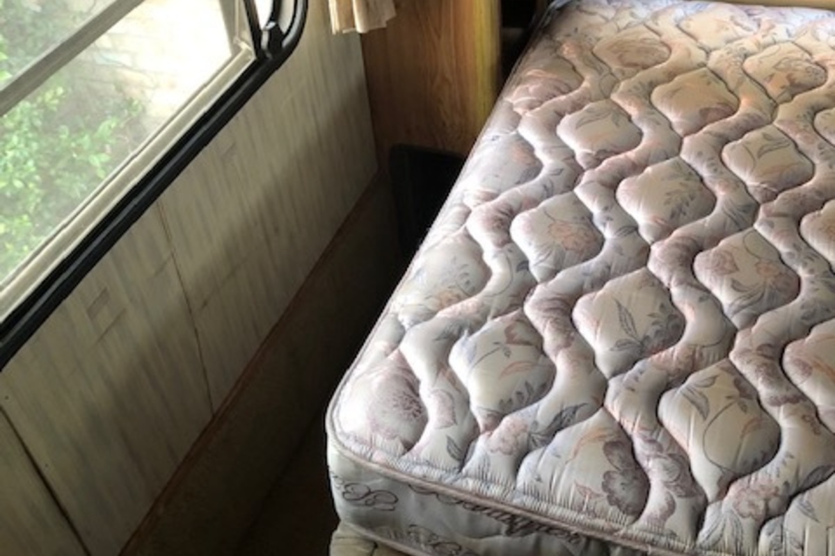 1989 Komfort Trendsetter custom, 10