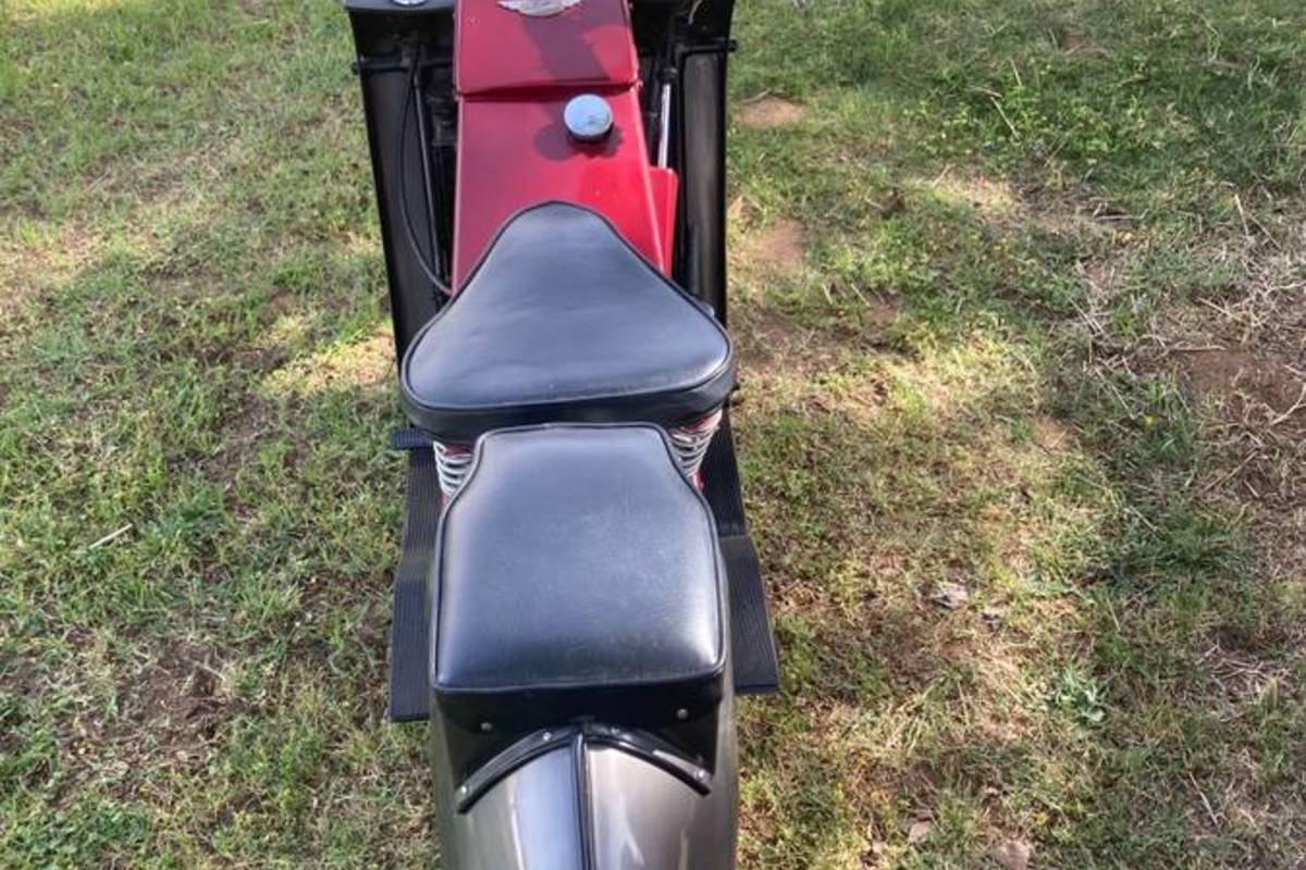 1952 Velocette LE, 0