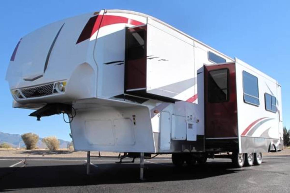 2008 Keystone FUZION FZ373, 0