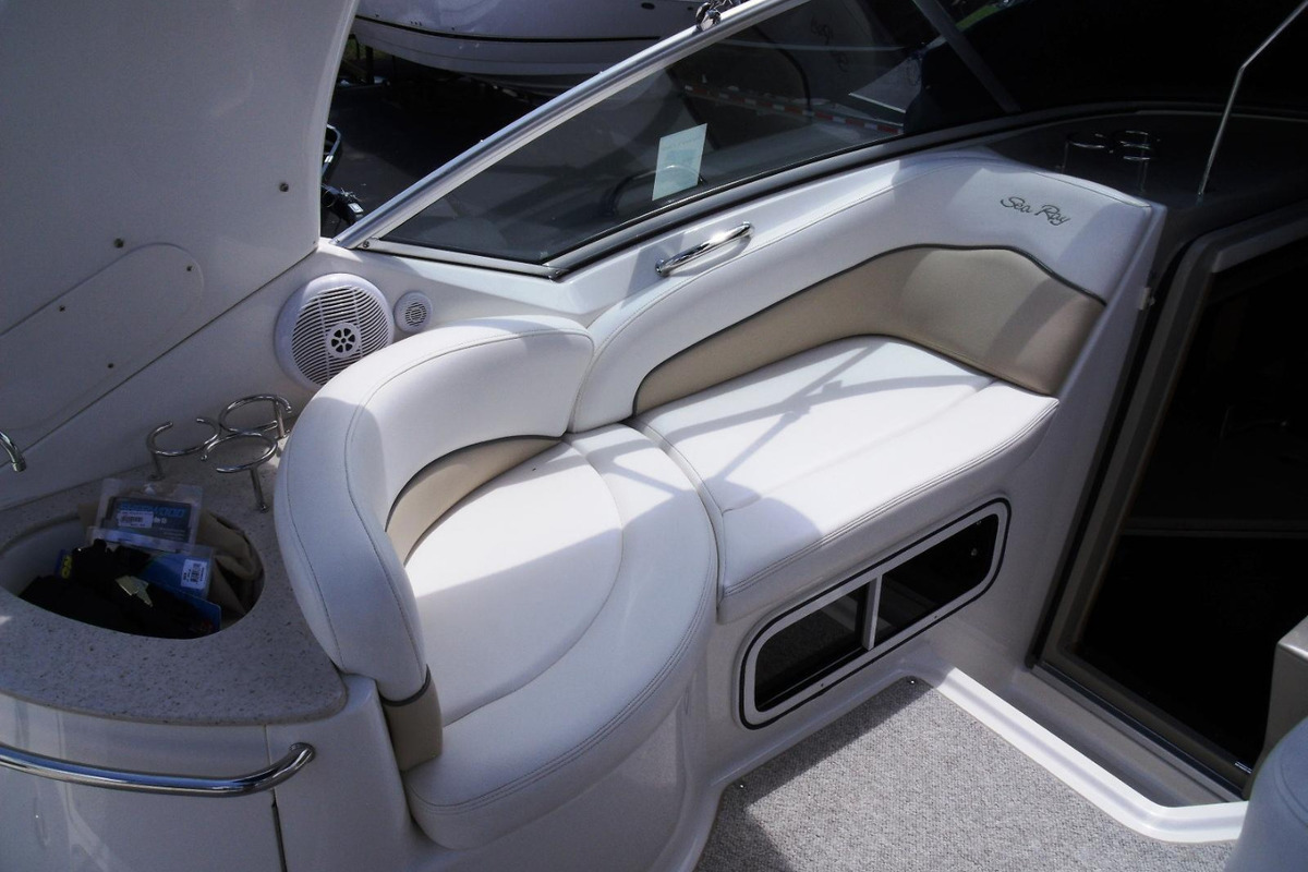 2008 Sea Ray 260 Sundancer, 5
