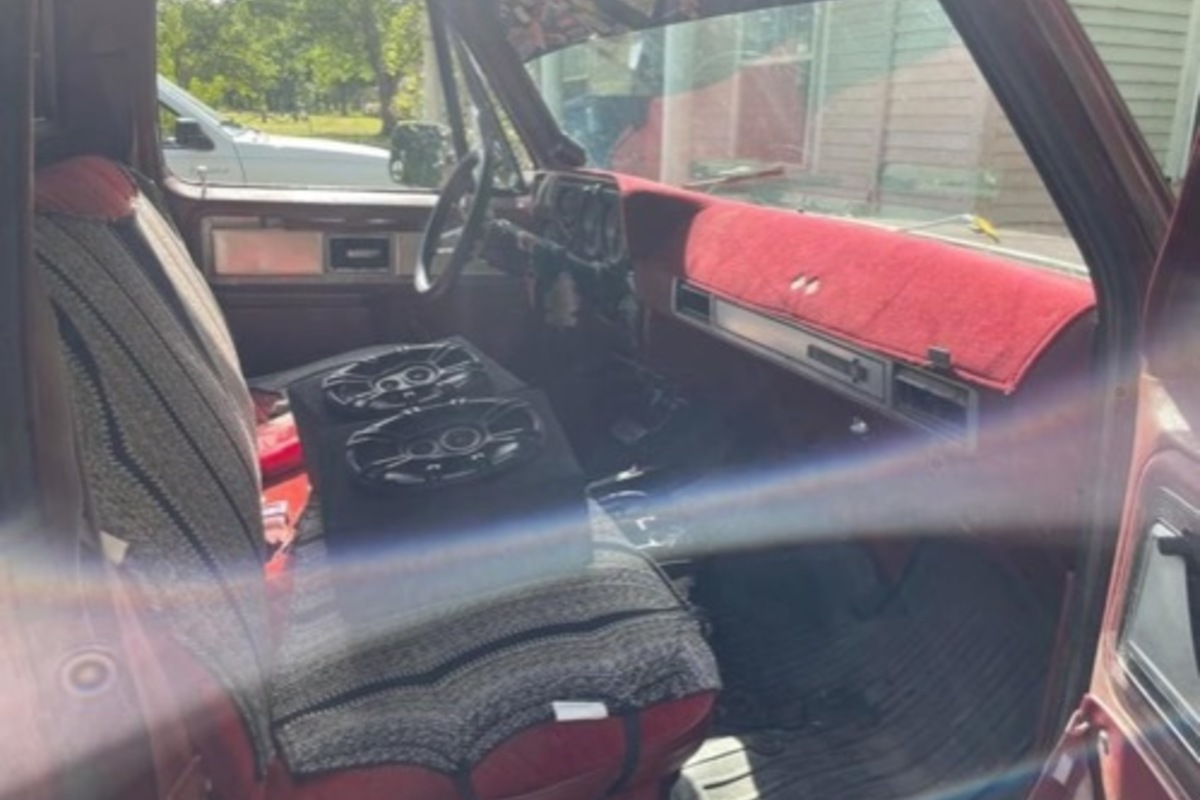 1980 Chevrolet C-10 Too good to pass up, 4