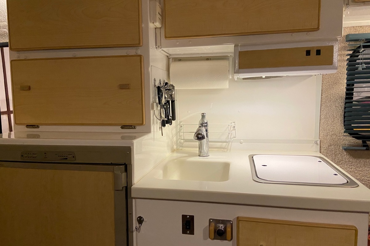 2008 Casita Travel Trailer 17' Deluxe, 5