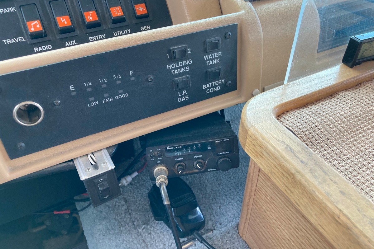 1997 Fleetwood Bounder in Hemet, CA