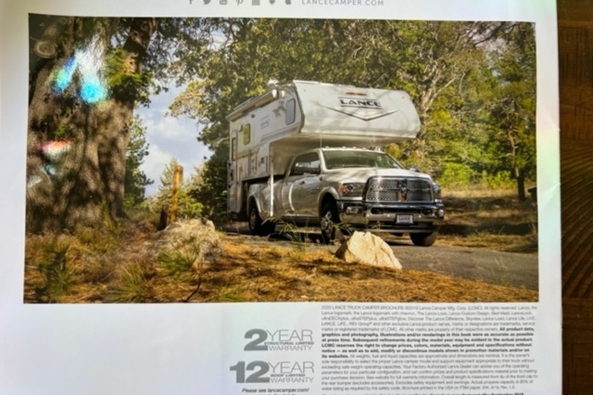 2021 LANCE 855-S, 8