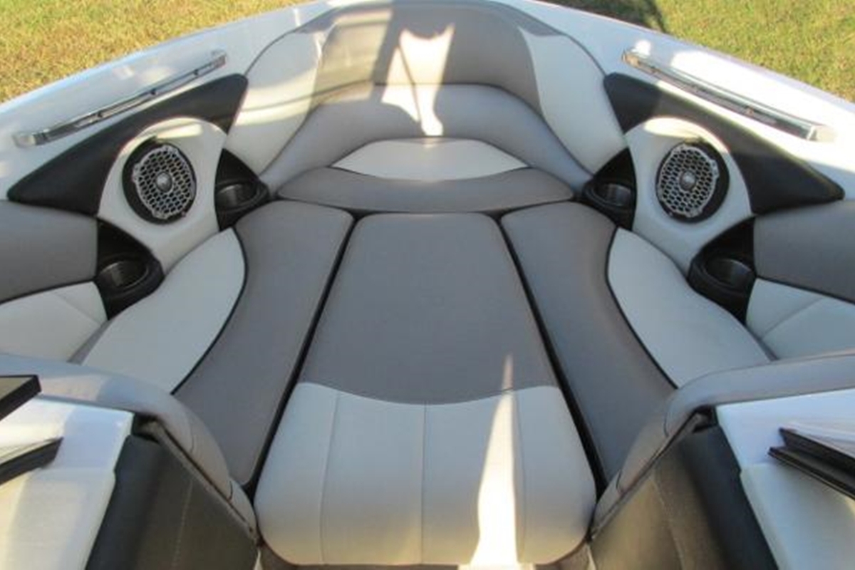 2012 Malibu Wakesetter 247 LSV, 11
