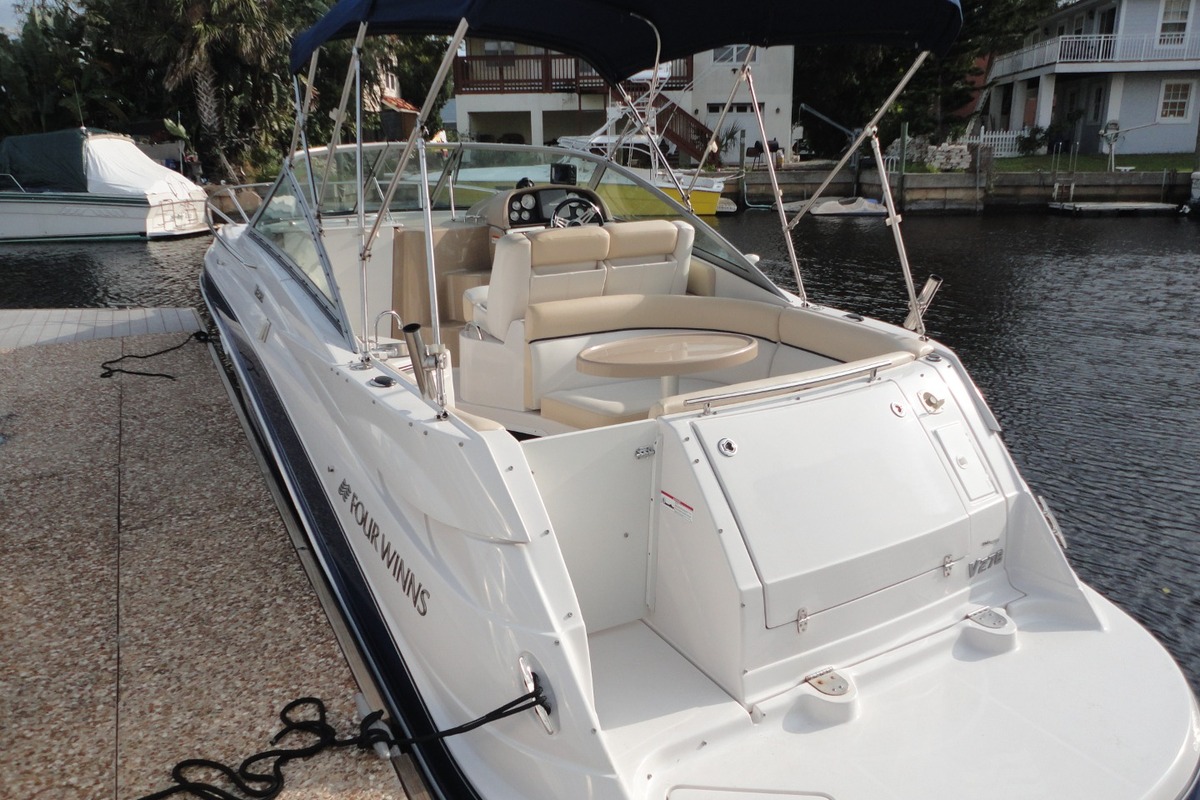 2008 Four Winns 278 Vista, 2