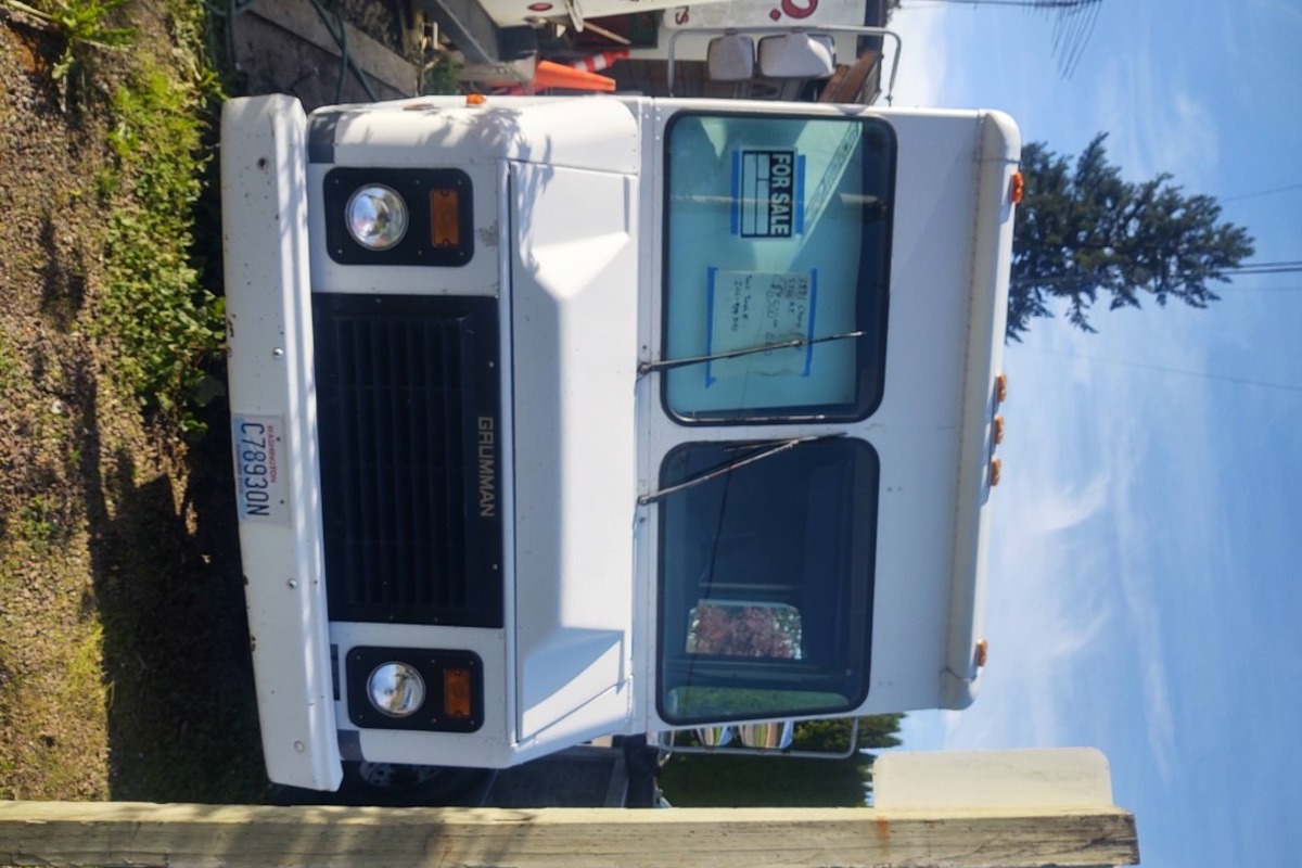 1991 Chevrolet P30 Step Van, 1