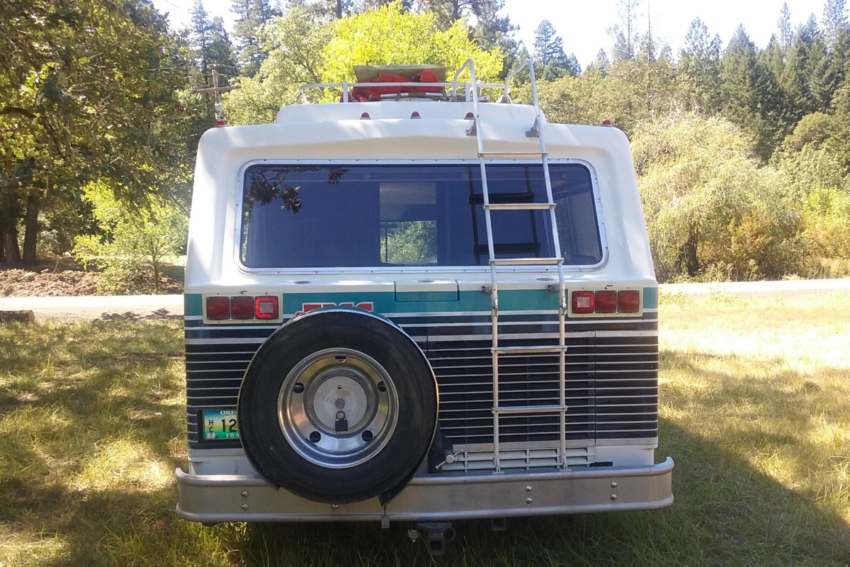 1975 FMC 2900R J Model in Prospect, OR