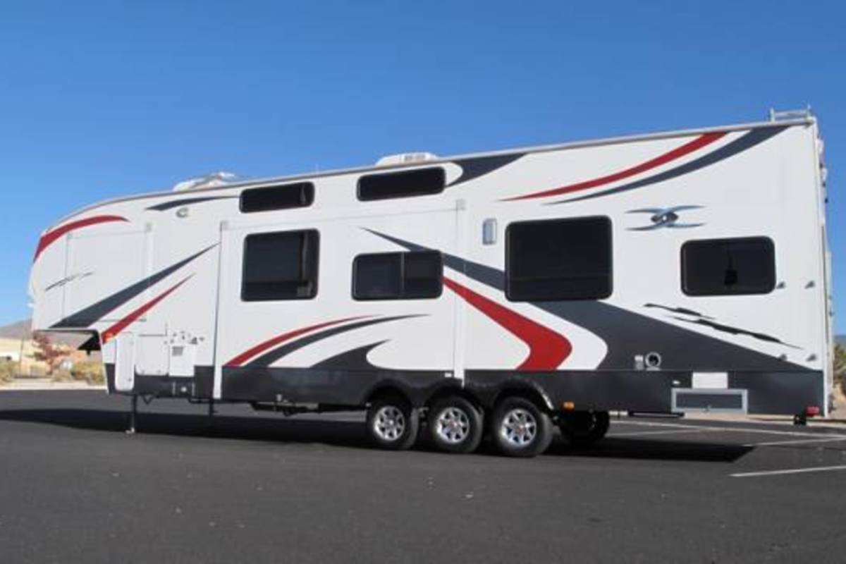2008 Keystone FUZION FZ373, 3