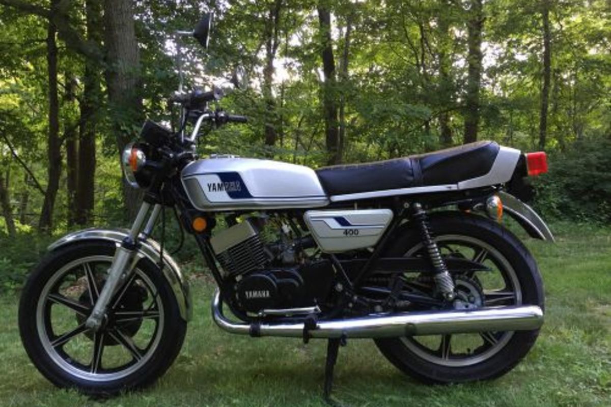 1977 Yamaha RD400, 1