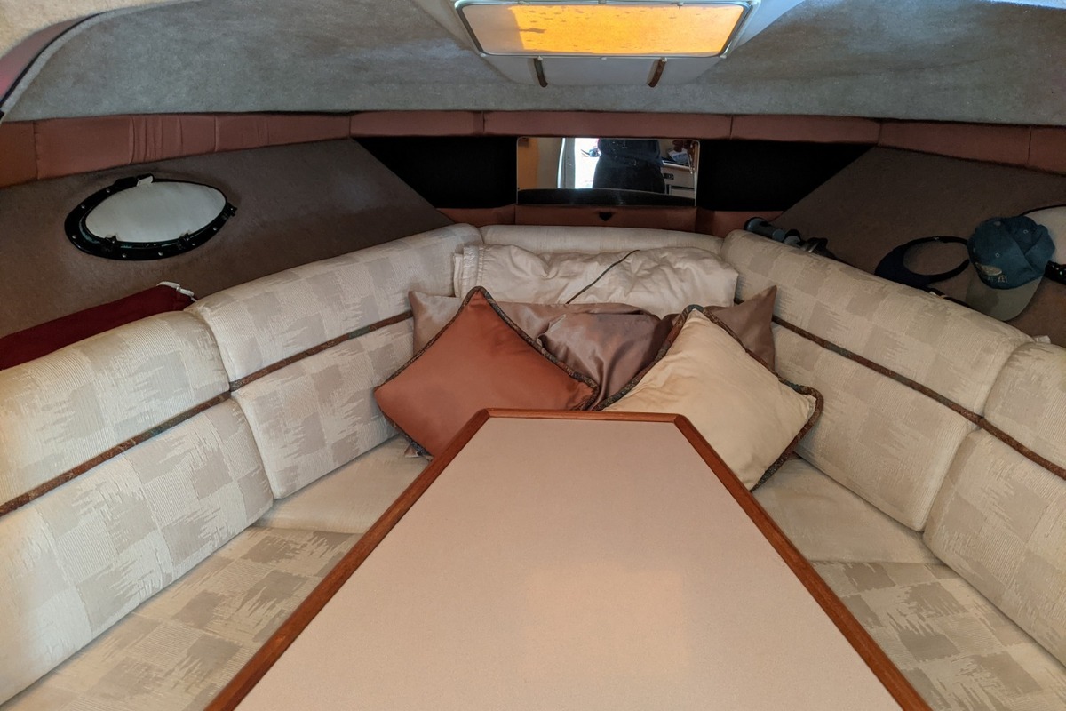 1990 Maxum 2700/SCR, 6