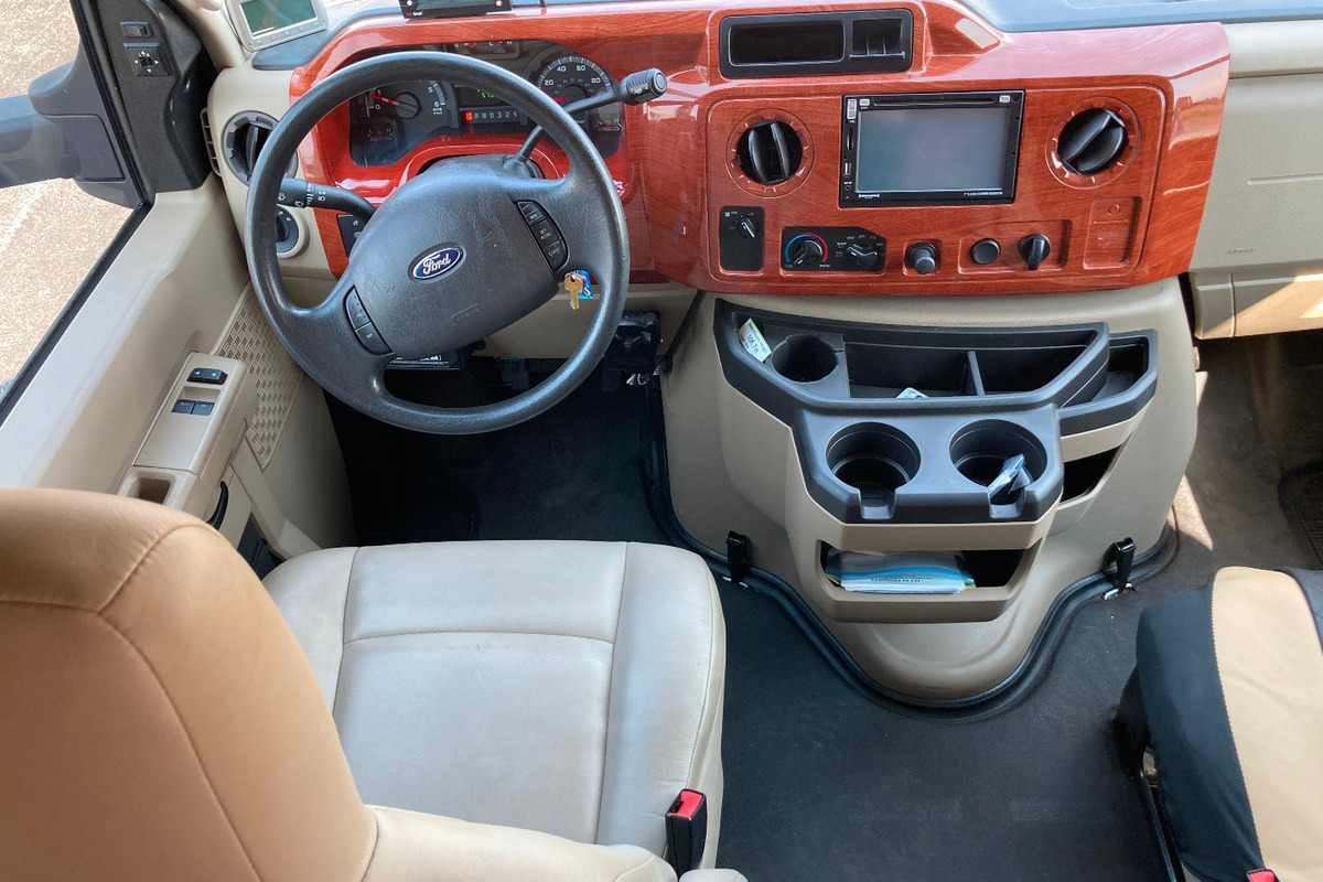 2013 Forest River Lexington 283 GTS, 6