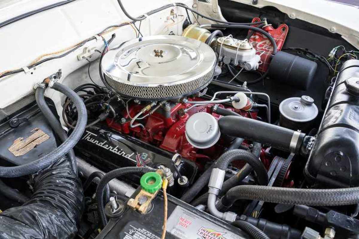 1955 Ford Crown Victoria, 28
