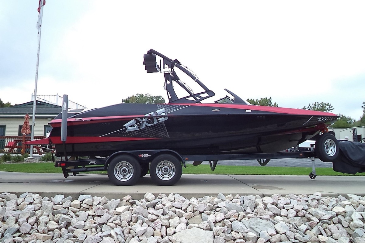 2012 Axis A22, 1