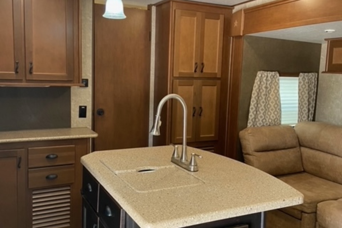 2017 Open Range Light 316RBS, 8