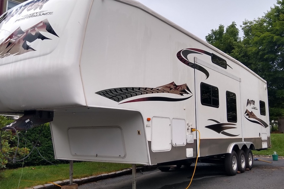 2017 Keystone RAPTOR 3512, 6