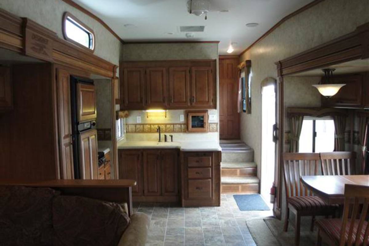 2009 Jayco 35 RLTS, 5