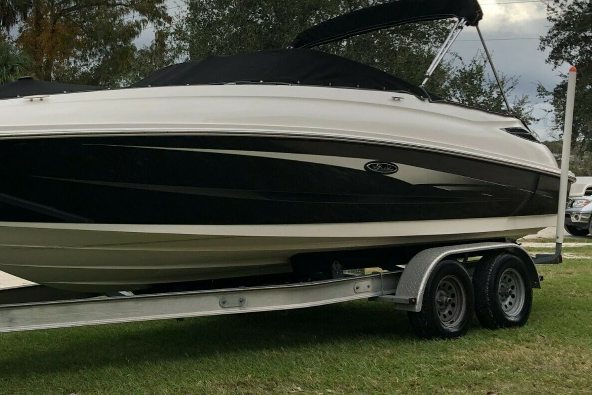 2015 Sea Ray 240 Sundeck, 0