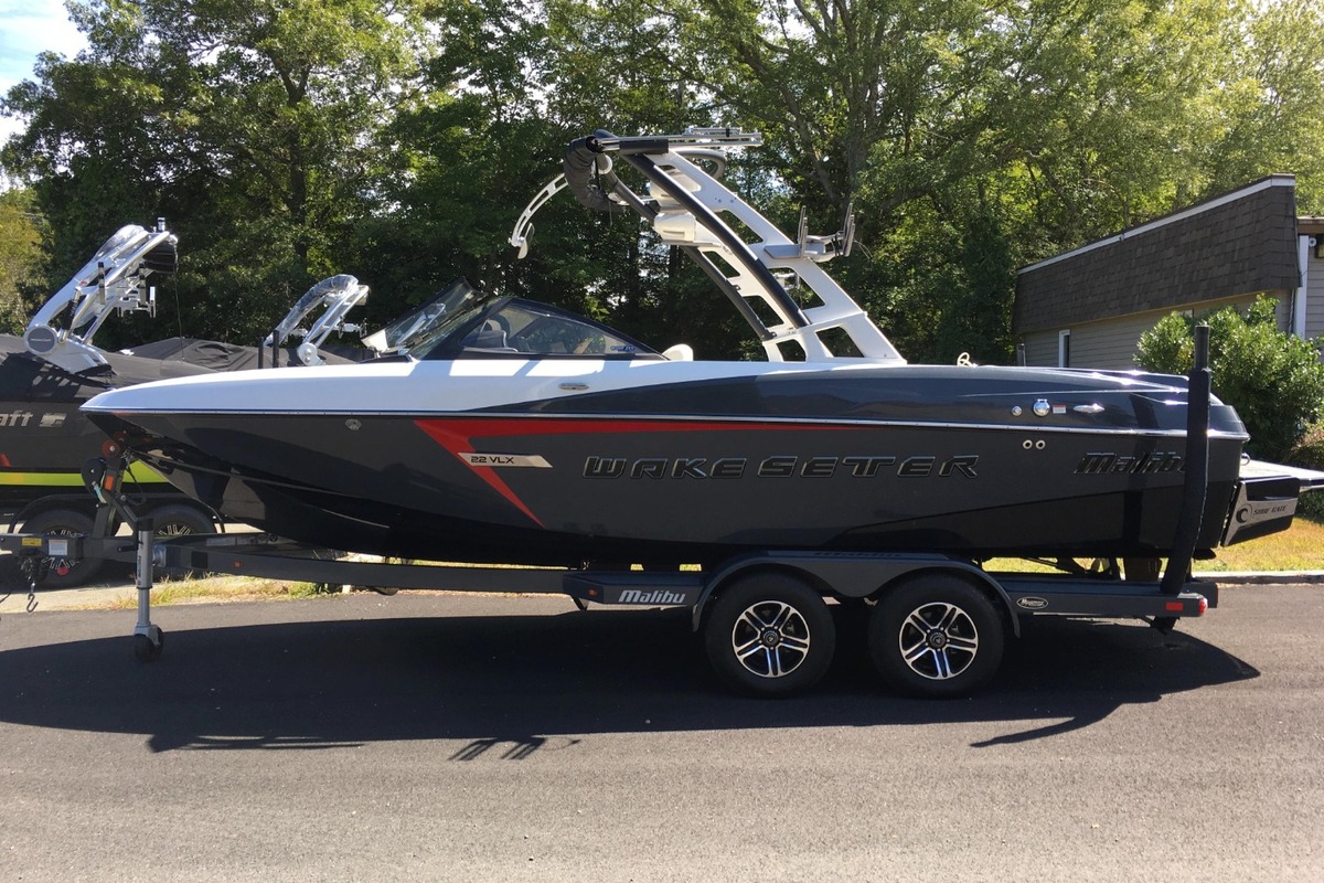 2015 Malibu Wakesetter 22 VLX, 2