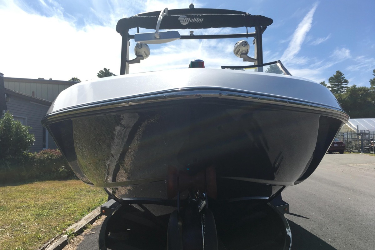 2015 Malibu Wakesetter 22 VLX, 1