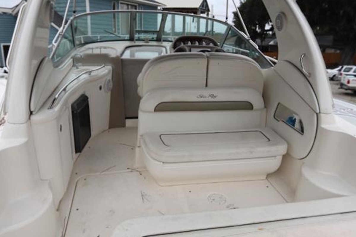 2006 Sea Ray 300 Sundancer, 26